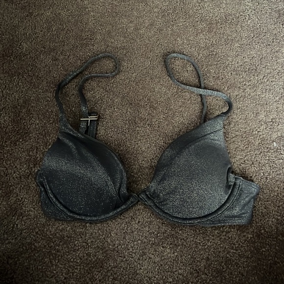 bikinis - Picture 8 of 8